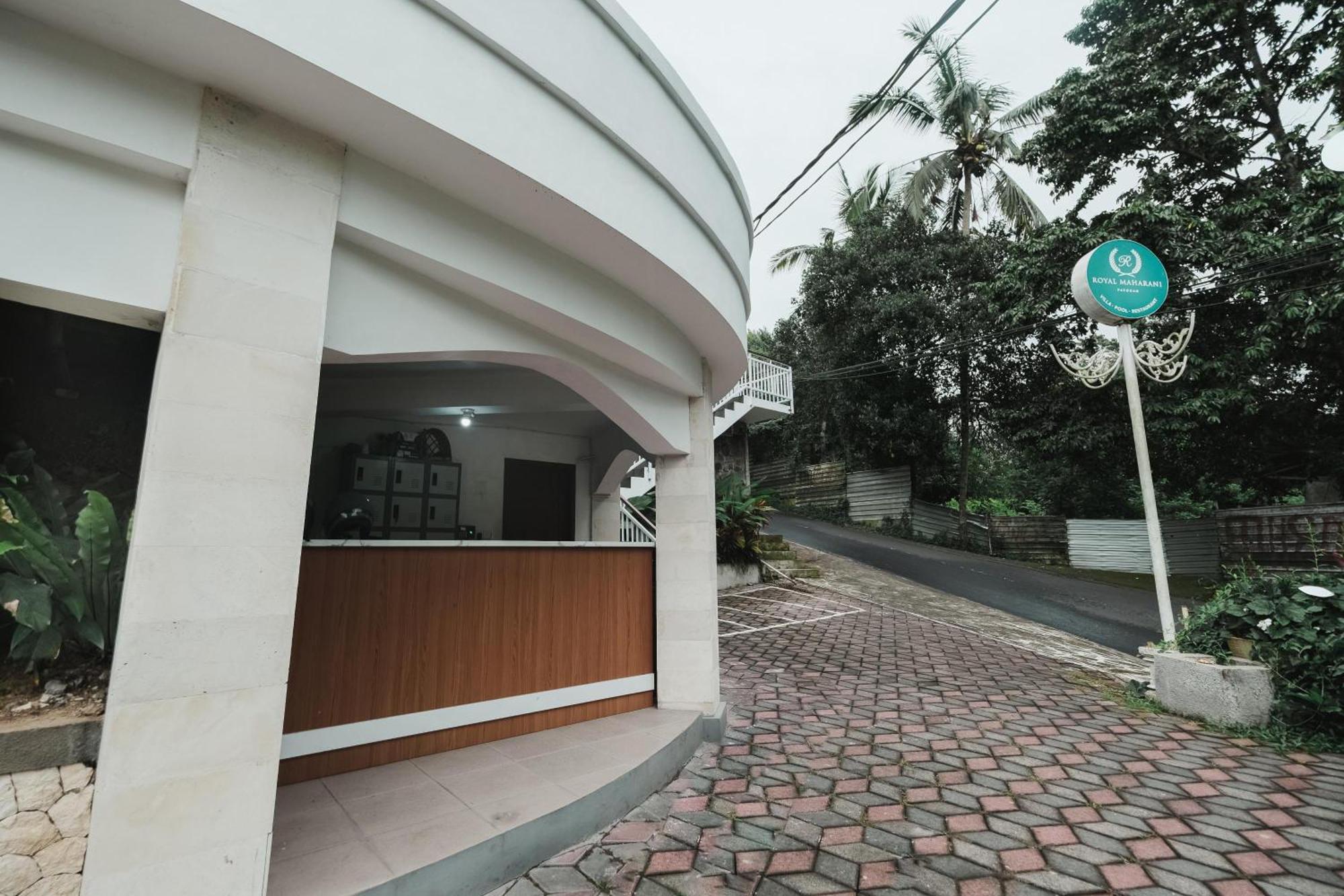 ウブド Royal Maharani Payogan Bed & Breakfast エクステリア 写真