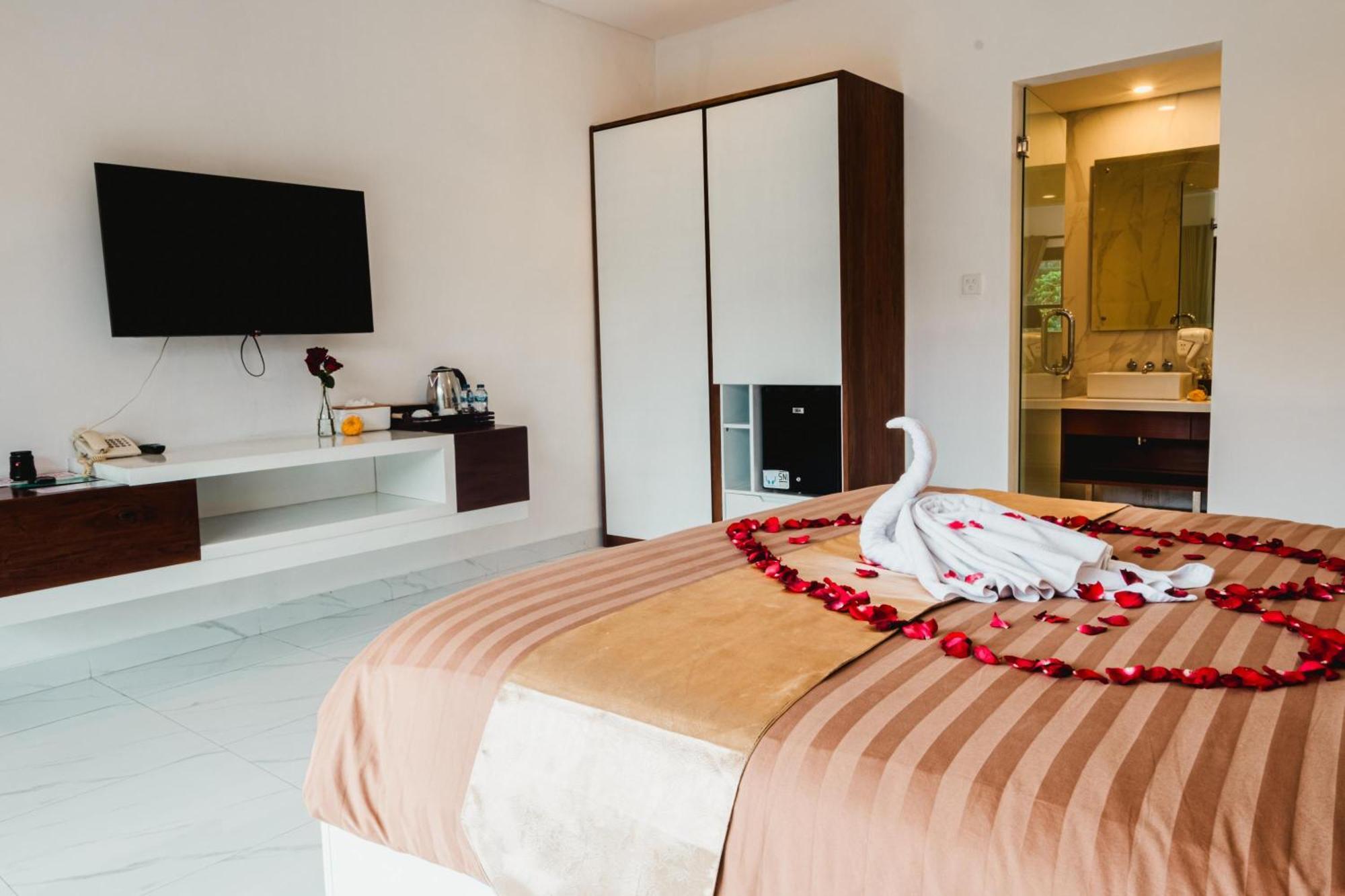 ウブド Royal Maharani Payogan Bed & Breakfast エクステリア 写真