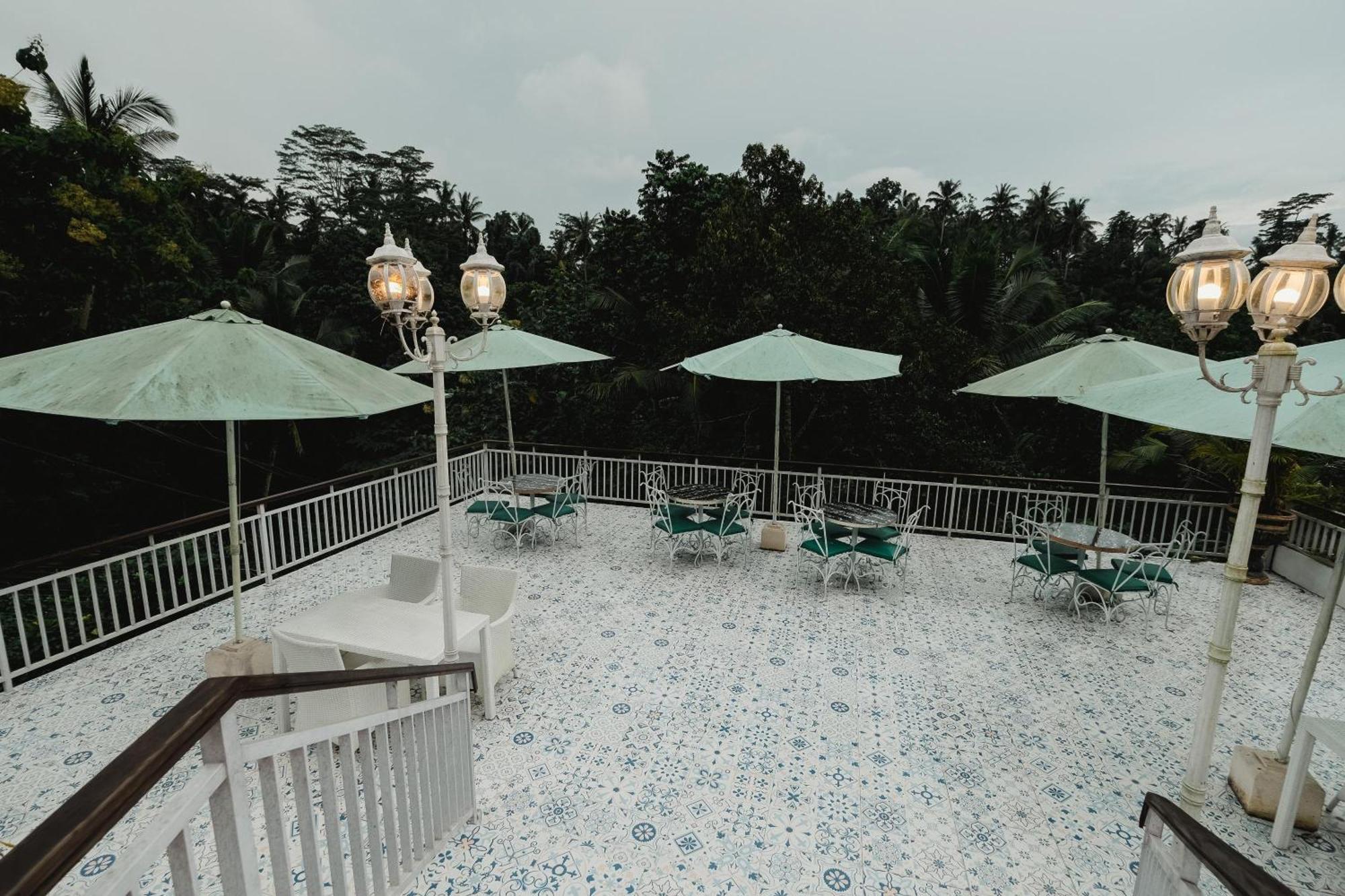 ウブド Royal Maharani Payogan Bed & Breakfast エクステリア 写真