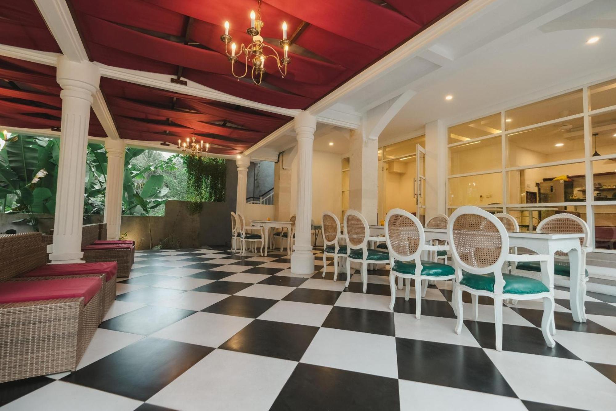 ウブド Royal Maharani Payogan Bed & Breakfast エクステリア 写真