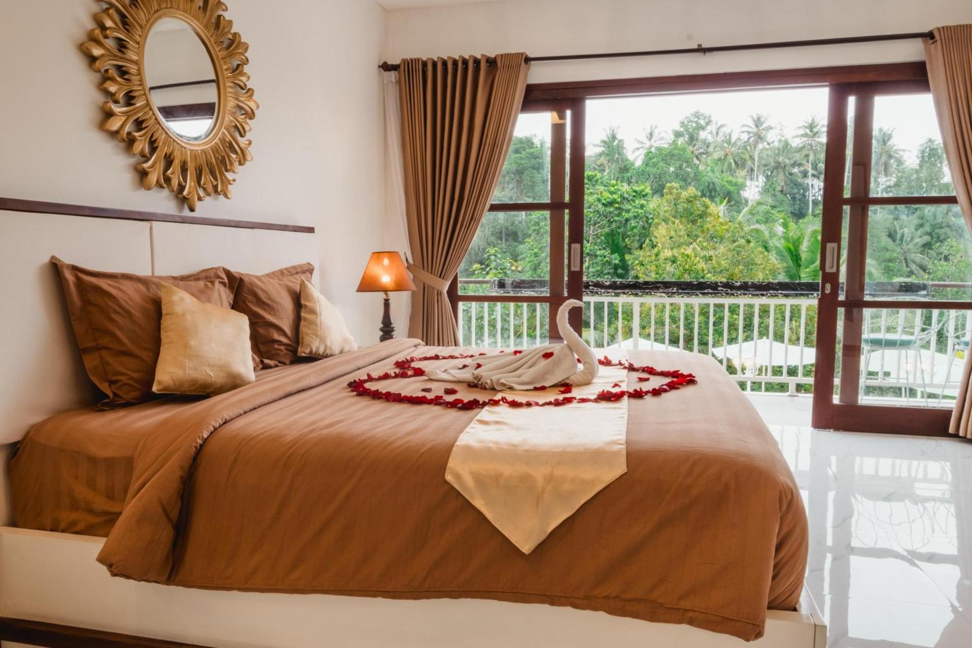 ウブド Royal Maharani Payogan Bed & Breakfast エクステリア 写真